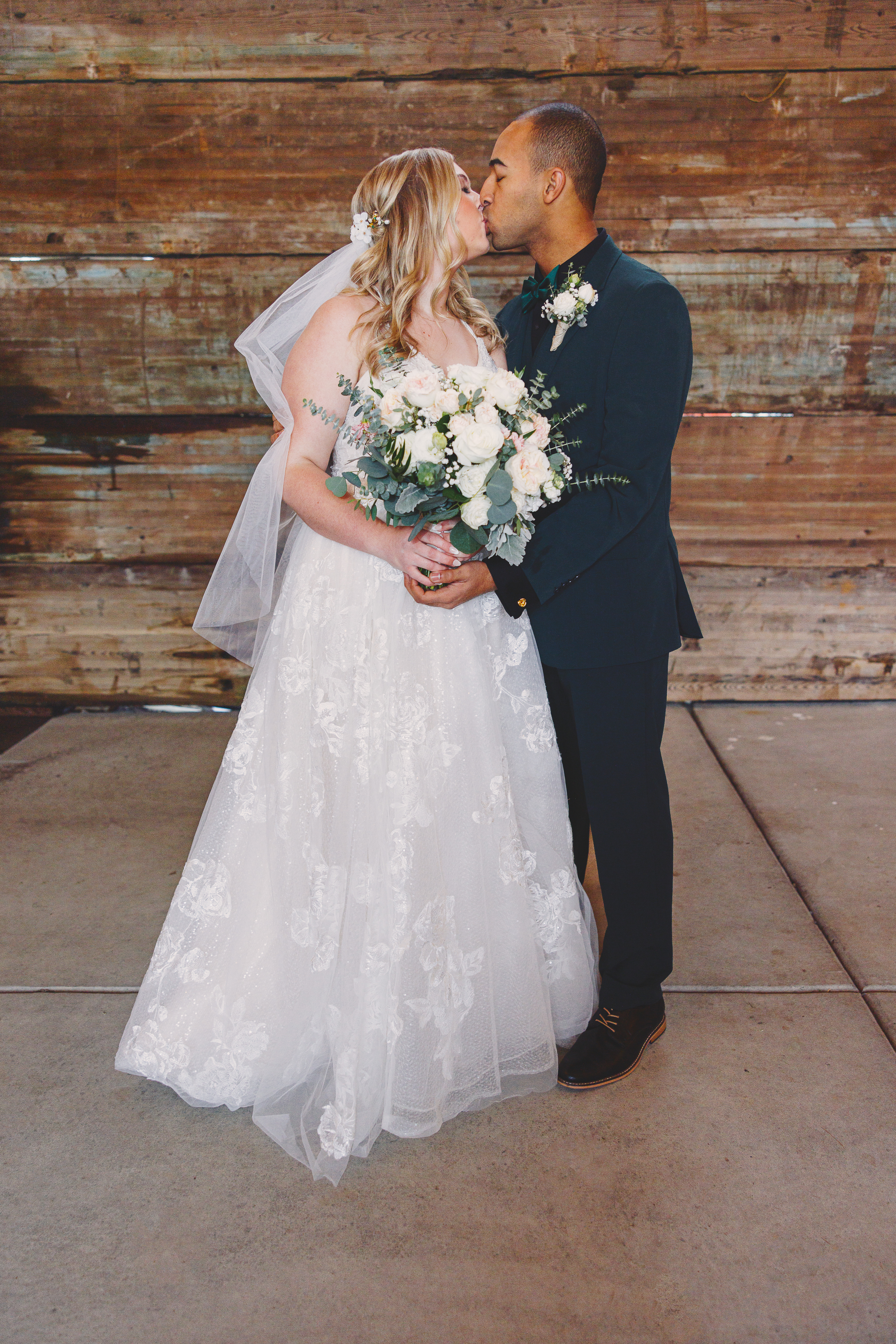 Tony + McKenna ~ Thomas Family Farms, Snohomish Wedding