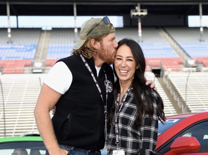 Let's review what most fixer upper fans likely know already. Chip Joanna Gaines Attend First Church Service On Their Property Ambo Tv