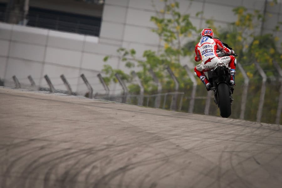 Stoner On Top For Ducati As Rain Cuts Day 1 Short In
