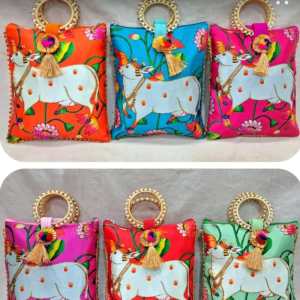 return gifts bags