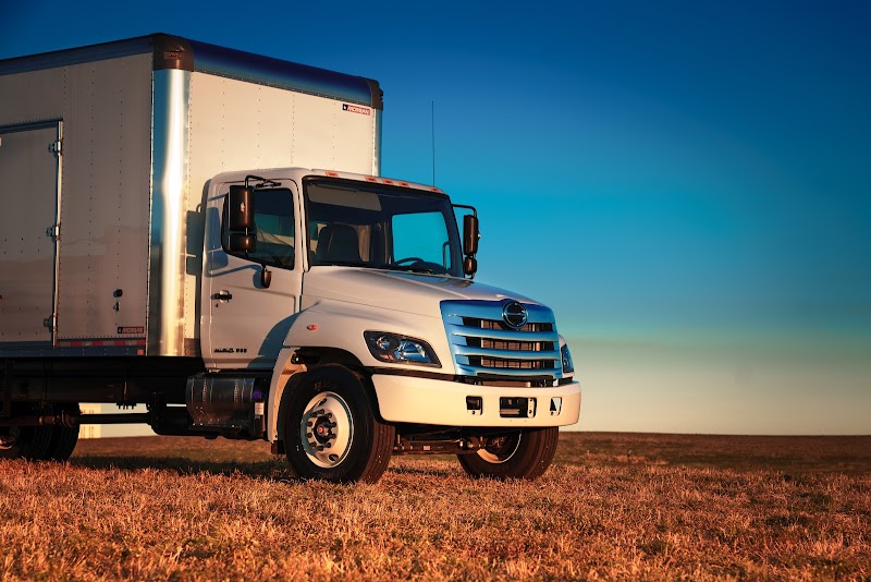 Box truck dimensions, sizes and regulations
