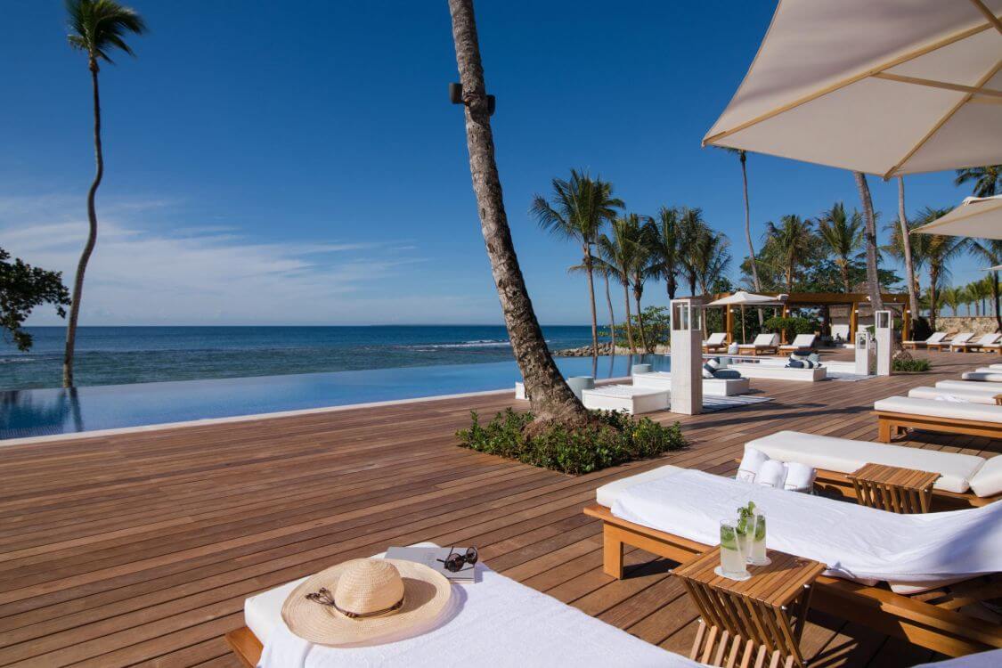 image 2 - Travel and Golf Influencer - AmerExperience Content Curator