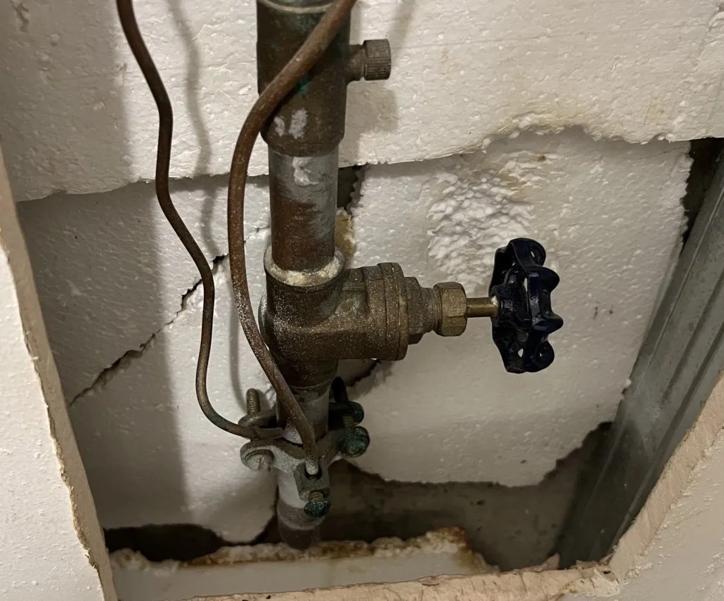 How to shut off the water in a home in an emergency