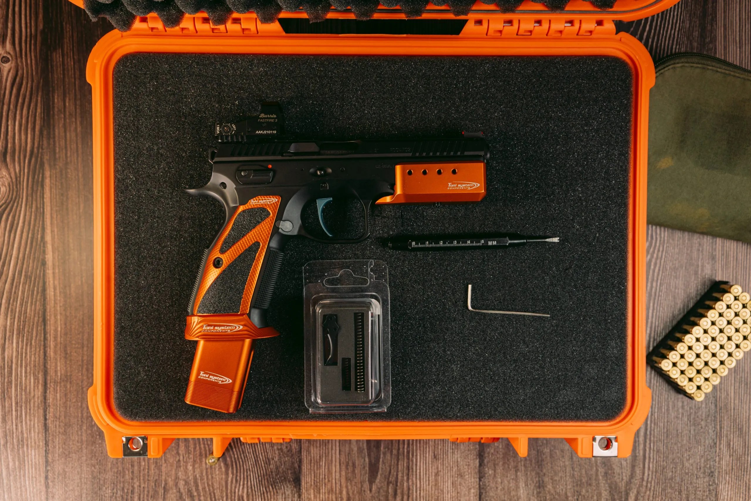 CZ shadow 2 X Toni System ORANGE