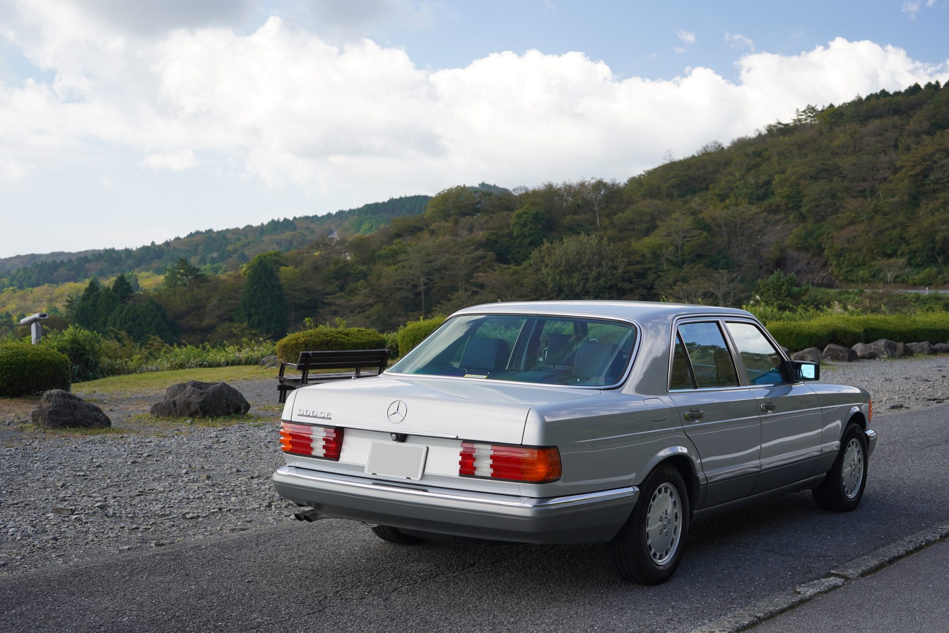 メルセデス・ベンツ W126（300SE）、2年半乗った感想。現代の車との