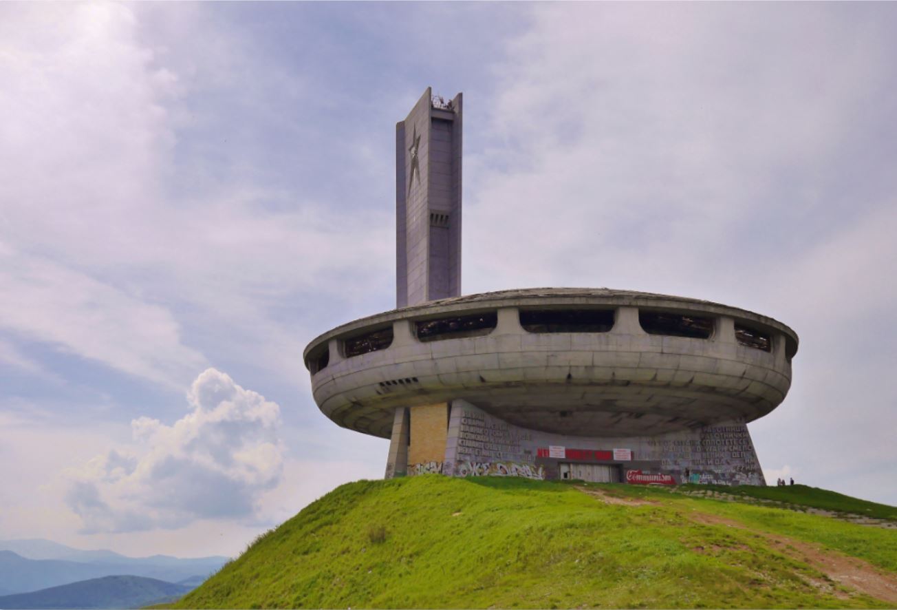 Walking in… Buzludzha (Бузлуджа) and Shipka (Шипка), Bulgaria – A