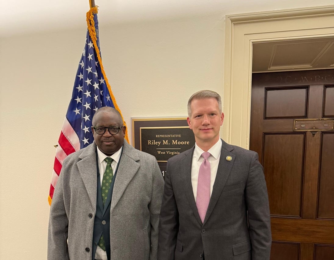 Muftwang Riley Moore Rghy8Q