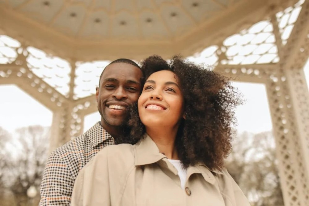 Soulmate-Signs-How-to-Recognize-a-Deep-Connection