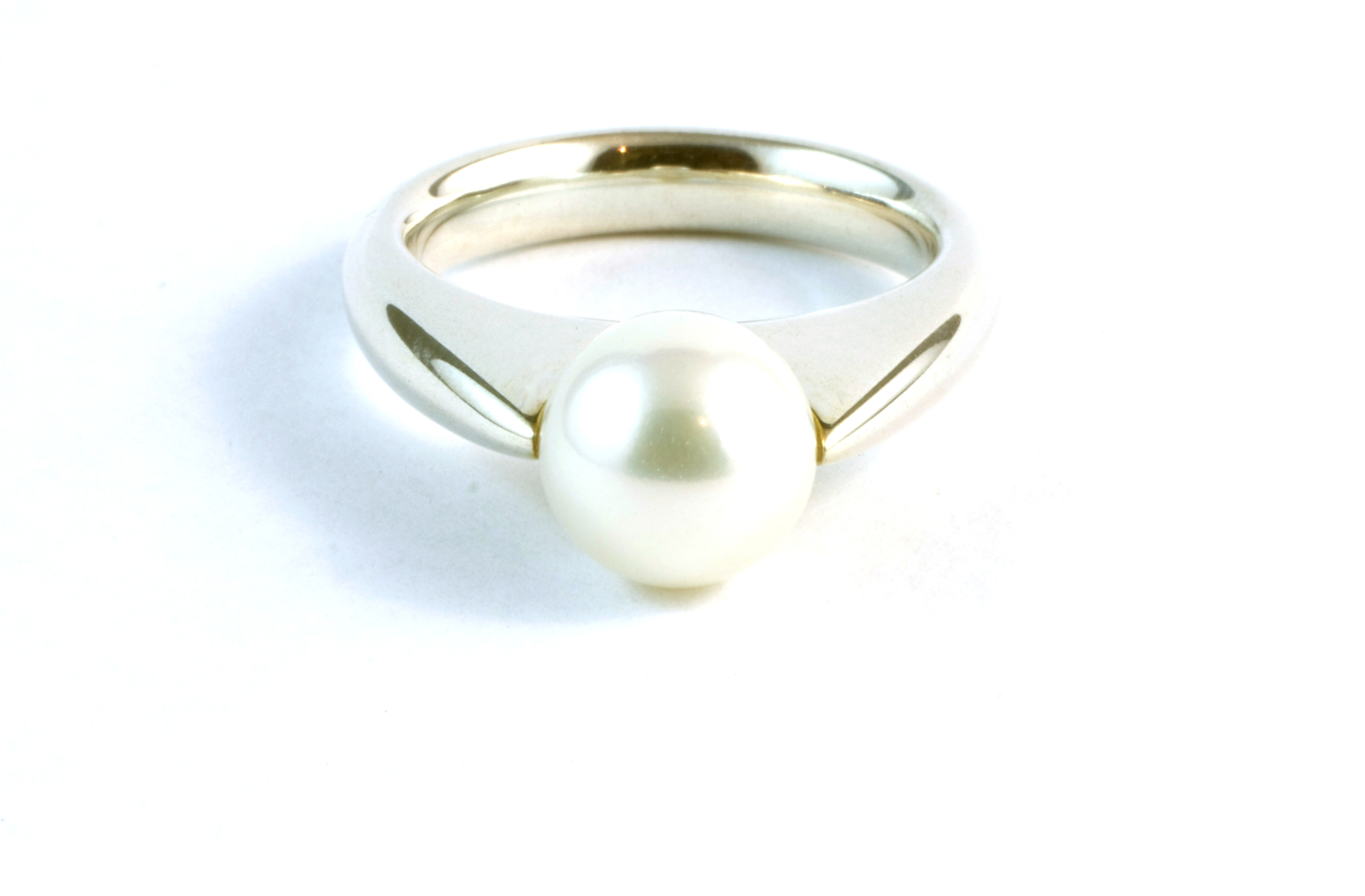 'Pearl', 2011, 925 silver, pearl