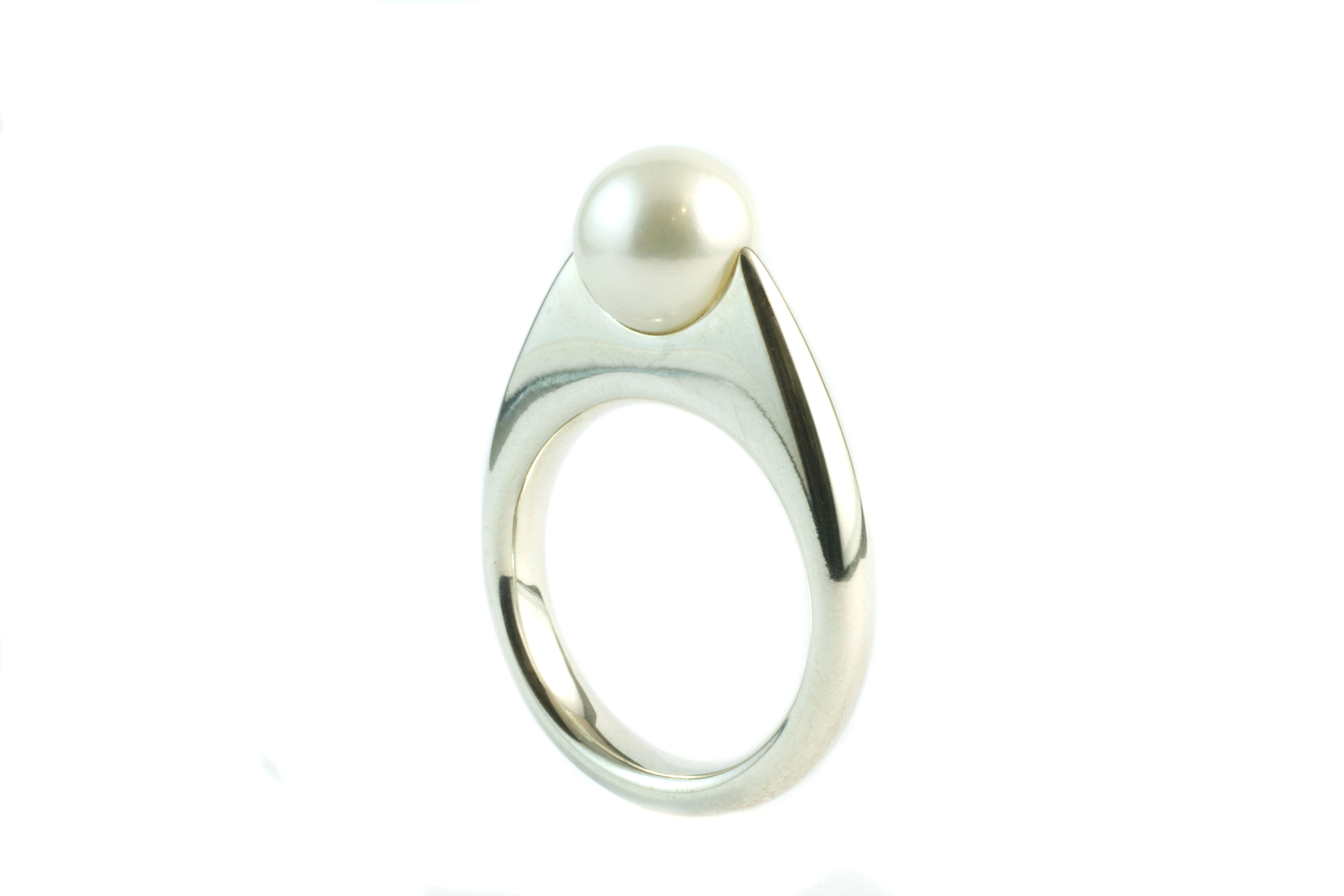 Pearl, 2011, 925 silver, pearl