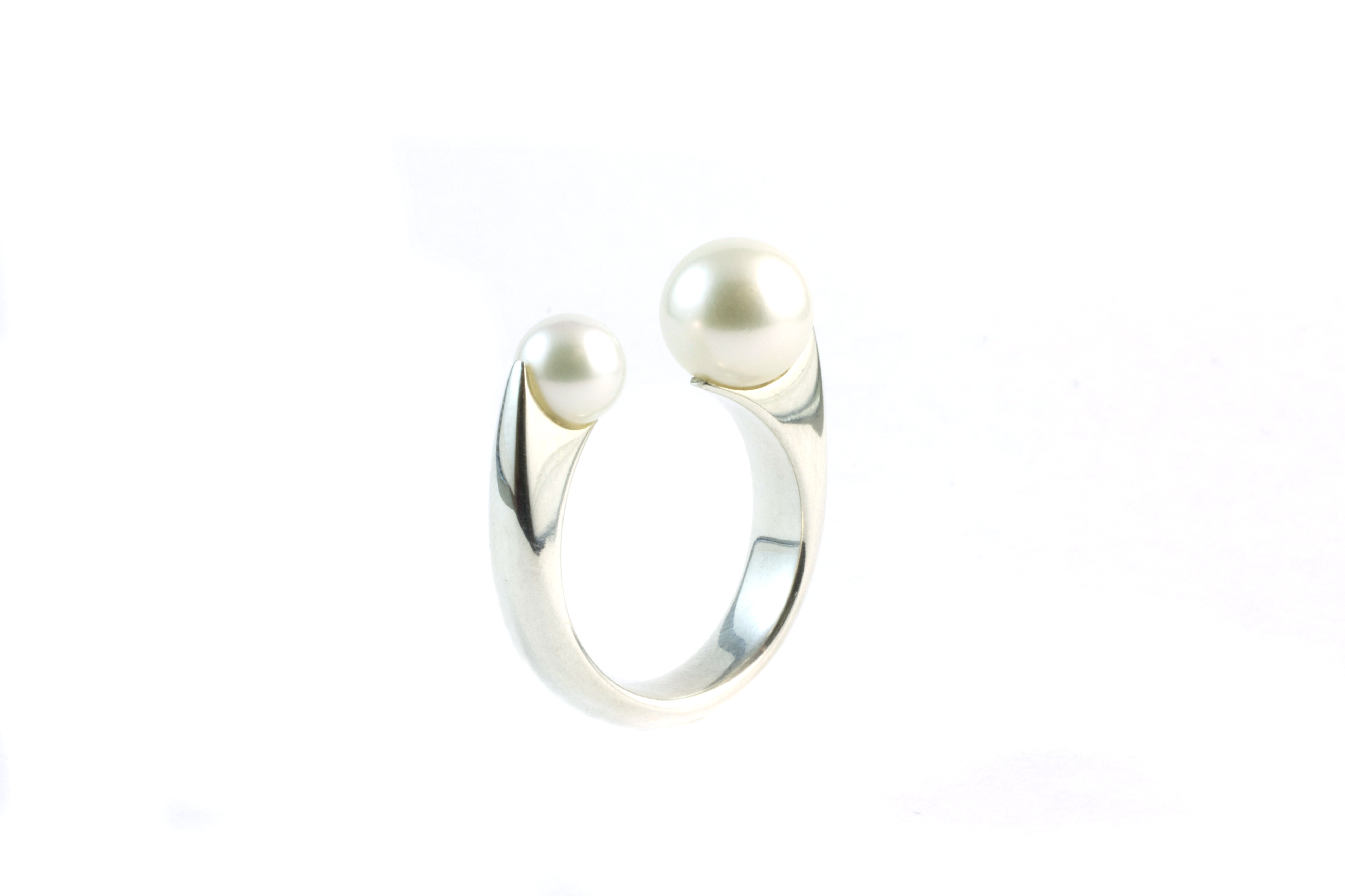 Pearl 3, 2011, 925 silver, pearls