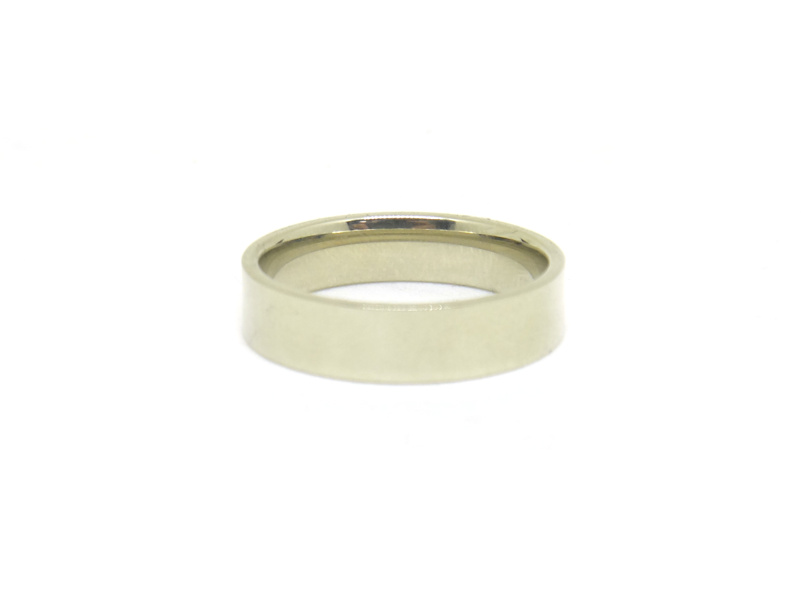 Bake, 2015, 14kt white gold