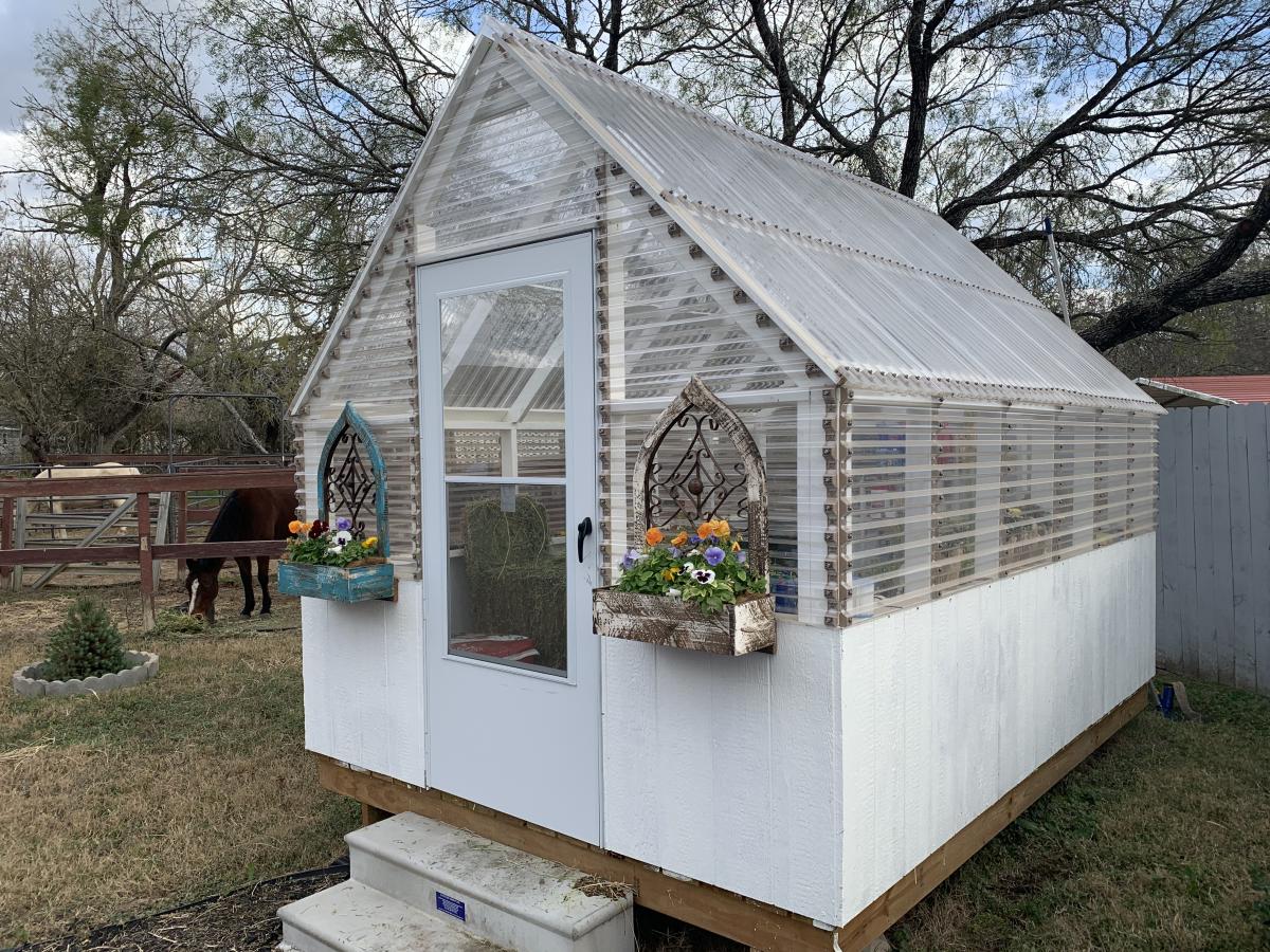 Whether it's due to a drastic setback or a series of. SMALL GABLE ROOF GREENHOUSE | Ana White