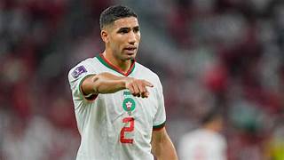 أشرف حكيمي يحتل المركز السادس في ترتيب الكرة الذهبية 2025