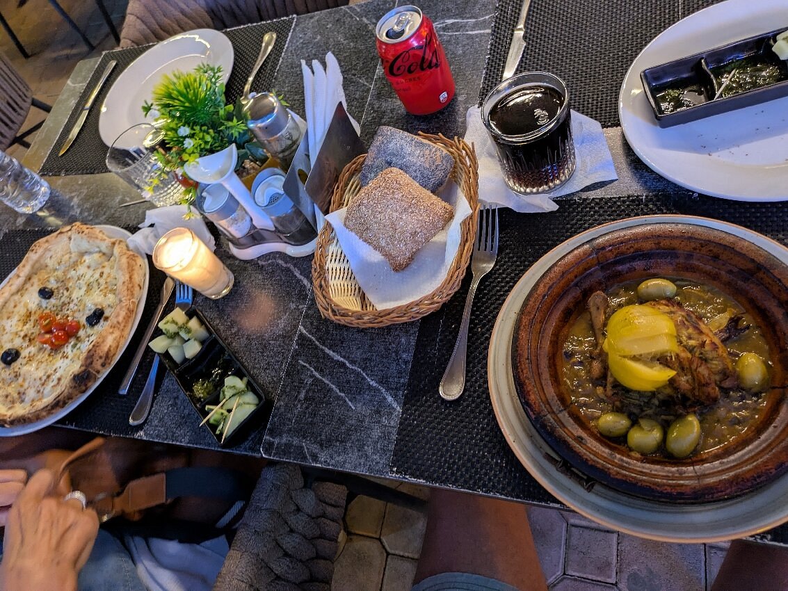 مطاعم المناطق السياحية بالحوز أمام مطالب بتشديد المراقبة مع ارتفاع درجات الحرارة