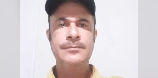 ‘Morto por assassinato’ em cidade que nunca visitou tenta provar na Justiça que está vivo