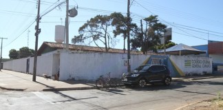 Anápolis: Adolescente de 13 anos é flagrado com arma de fogo dentro da mochila em colégio