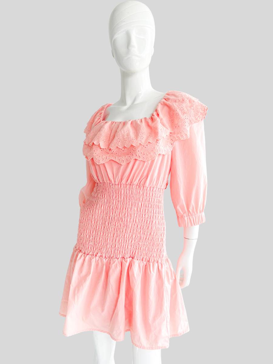 Vestido Midi En Encajes Mangas 3/4 elegancia sin esfuerzo