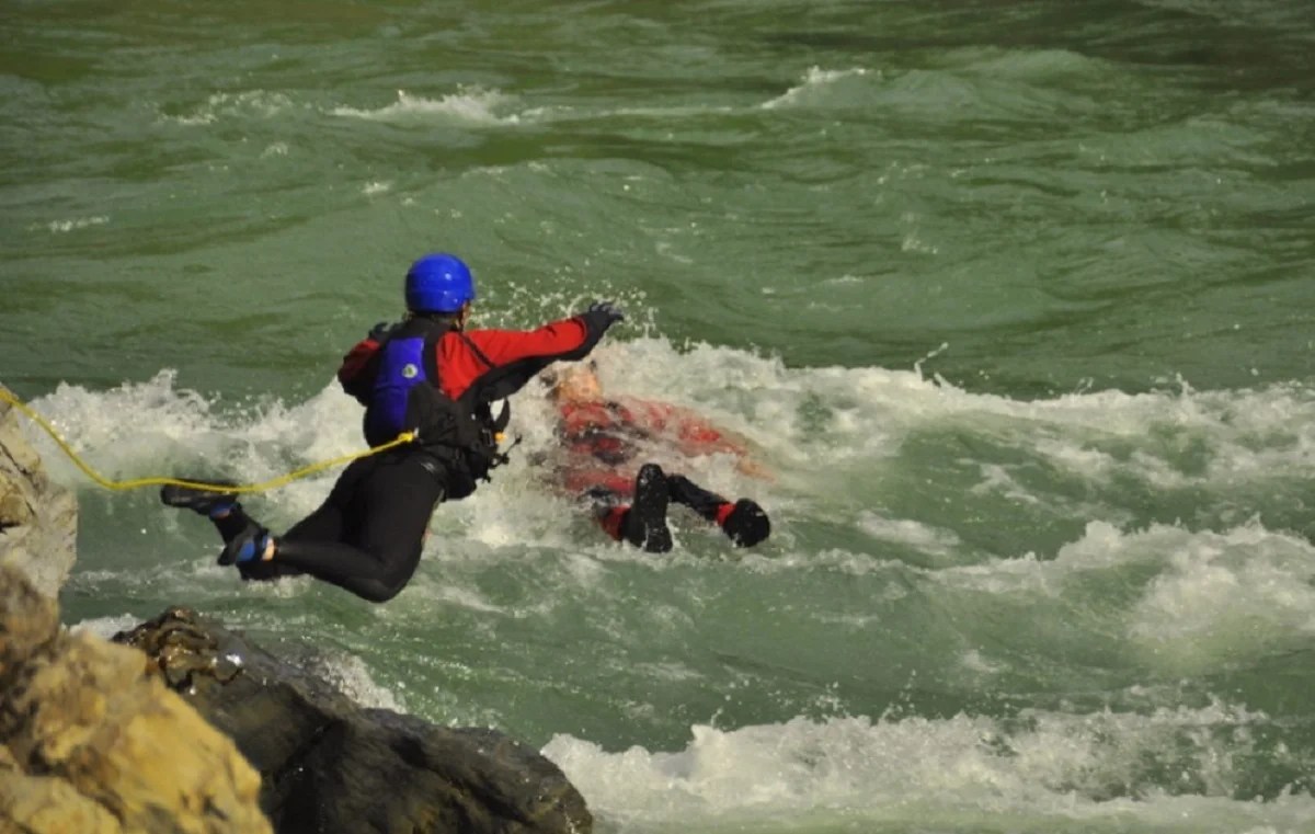 RIVER (1)