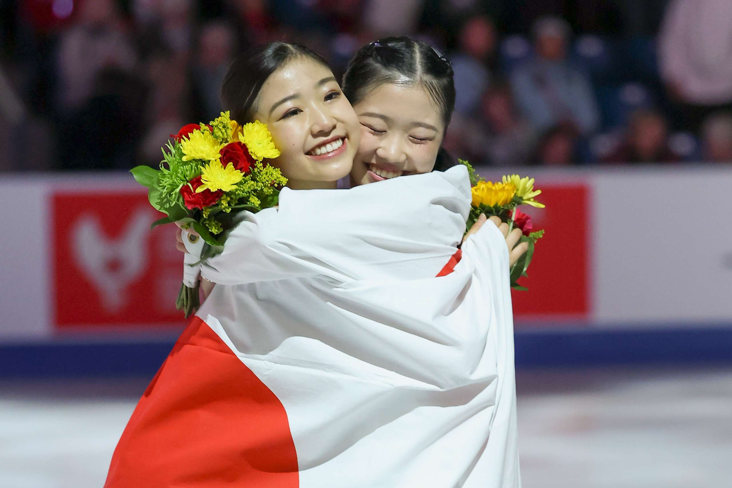 Jinsiy aloqa ayol katta Dick chochqachilik bankini yaxshi koradi