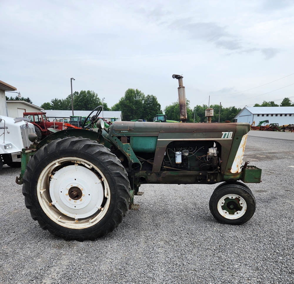 1958 OLIVER 770 2WD TRACTOR Anderson Tractor Inc EQ 0002289 5 