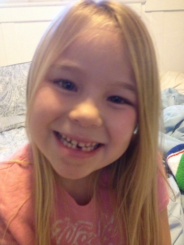 In Which Olivia Loses A Tooth