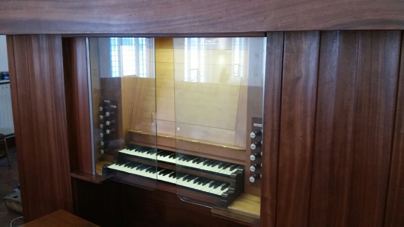 The J. W. Walker organ in the church of Our Lady & St Joseph, London N1. Source: Andrew Pink