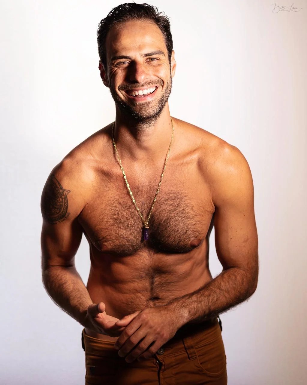 Exibindo boa forma, Lucas Malvacini fala da sua relação com o vegetarianismo