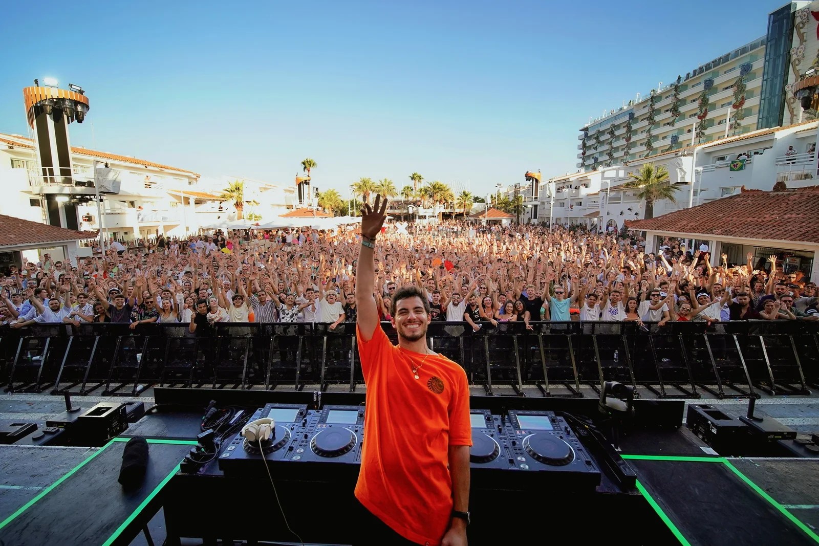 Após Tomorrowland, Ultra e Ibiza, Pontifexx conta como é estar no time de artistas oficiais da STMPD RCRDS