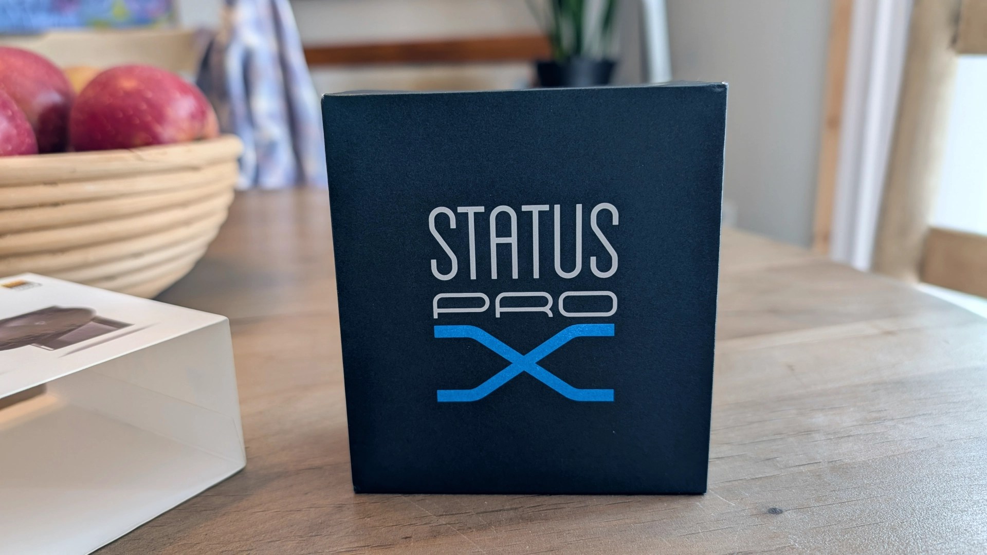 Hands On: Status Pro X