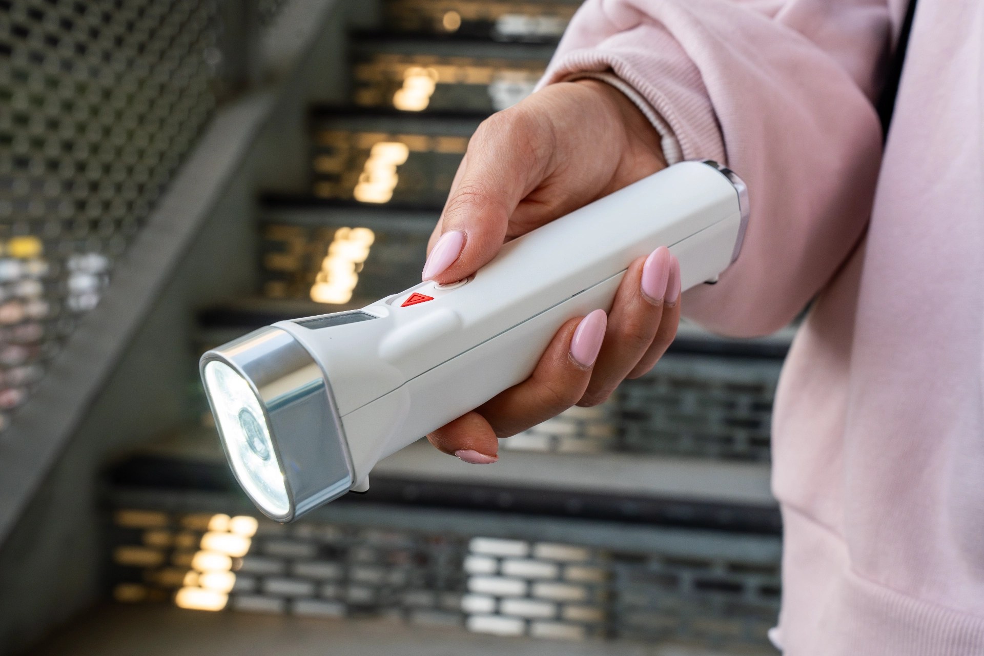 Meet Timeli, the All-in-One Personal Safety Device That Puts Emergency Dispatch in Your Pocket