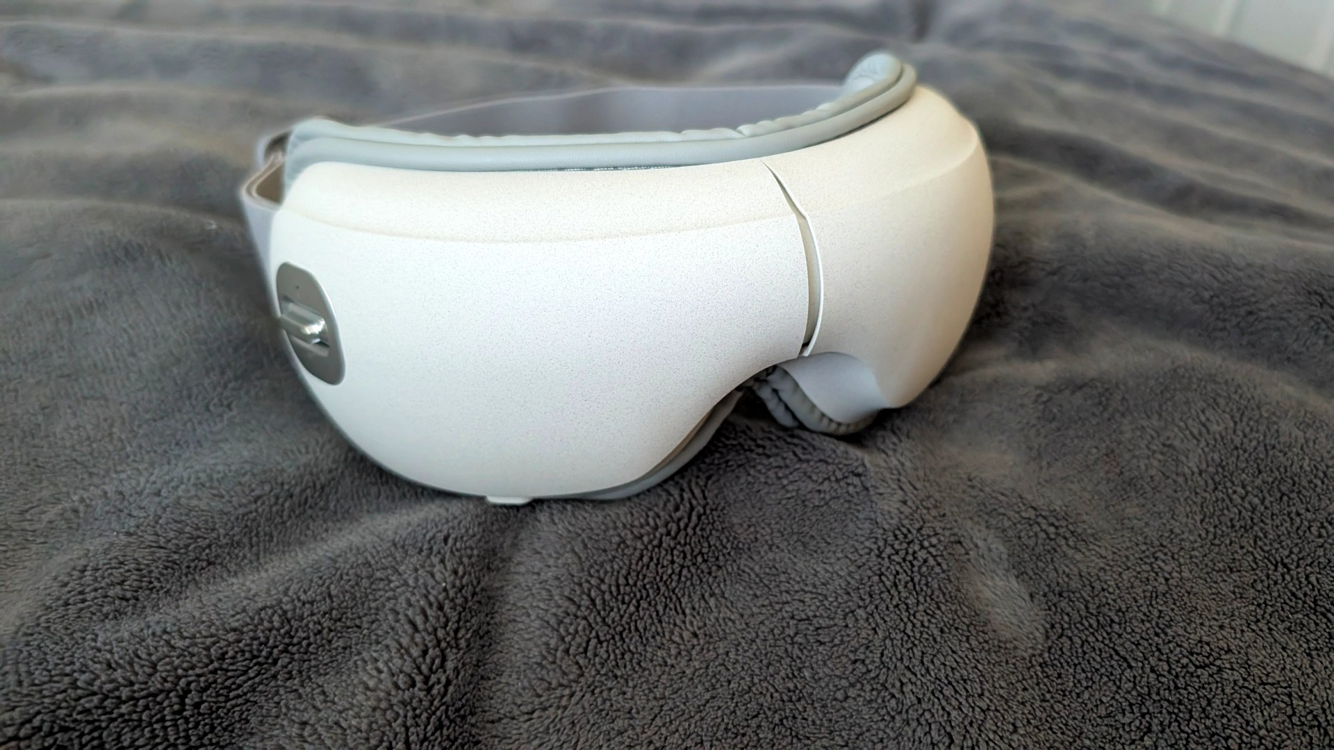 Bob and Brad Zero Pro Eye Massager Brings Professional-Grade Eye Relief Home