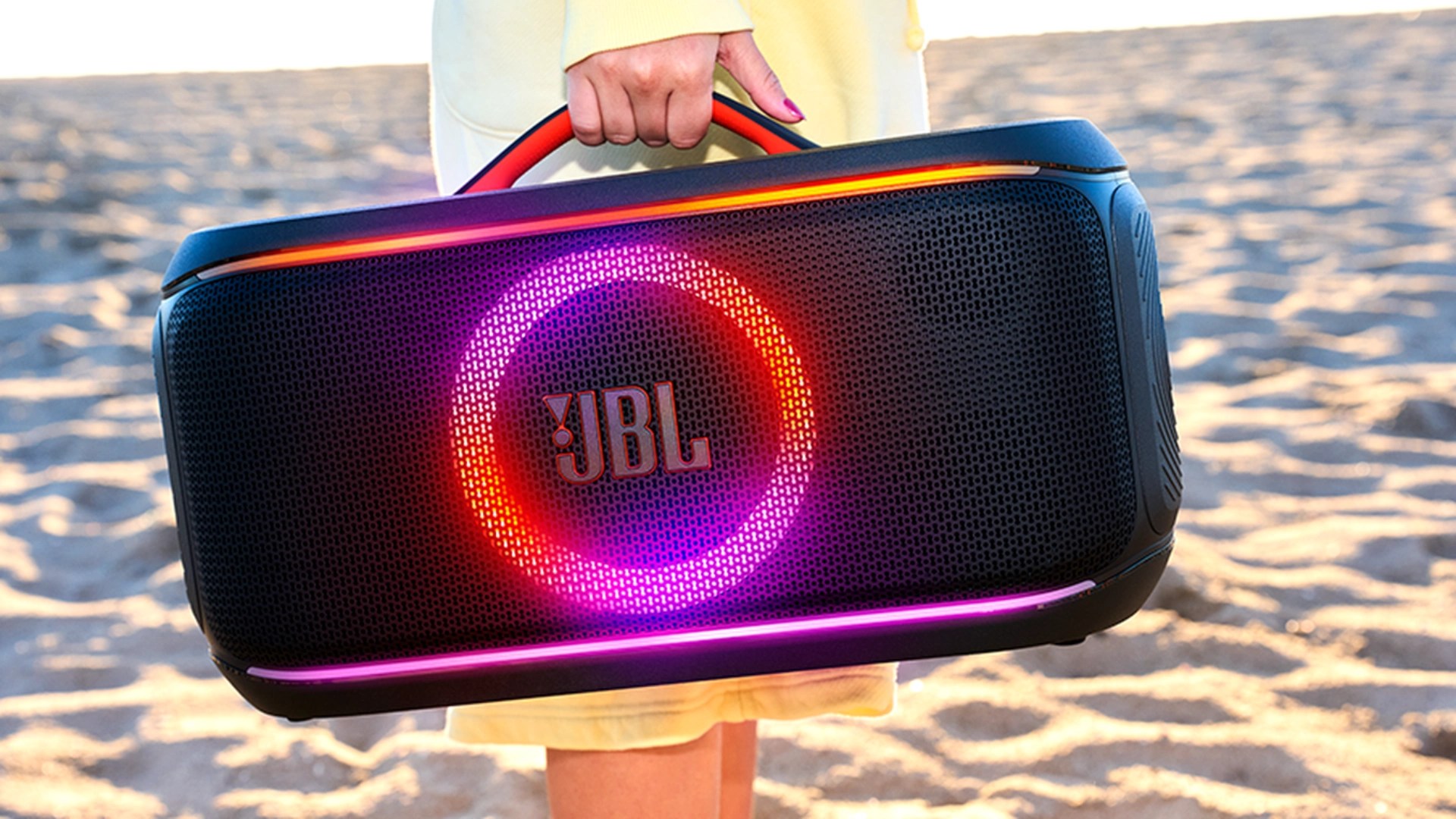 JBL Refreshes the Live Series with New Design and Long Battery Life