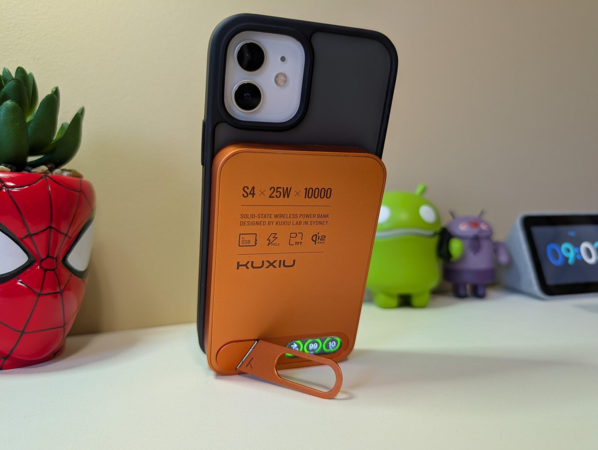 androidguys.com - Hands-On: KUXIU S4 Qi2.2 25W Semi-Solid State Wireless Power Bank