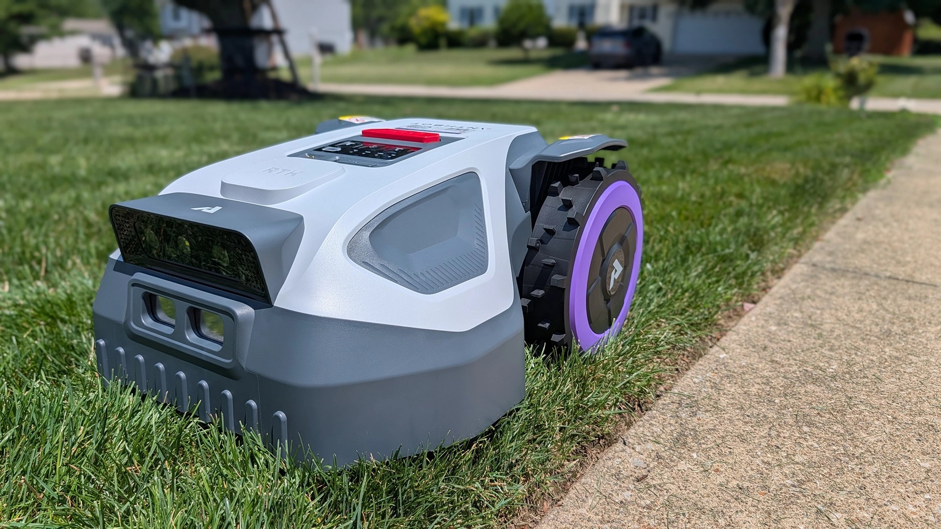 ANTHBOT M9 Review
