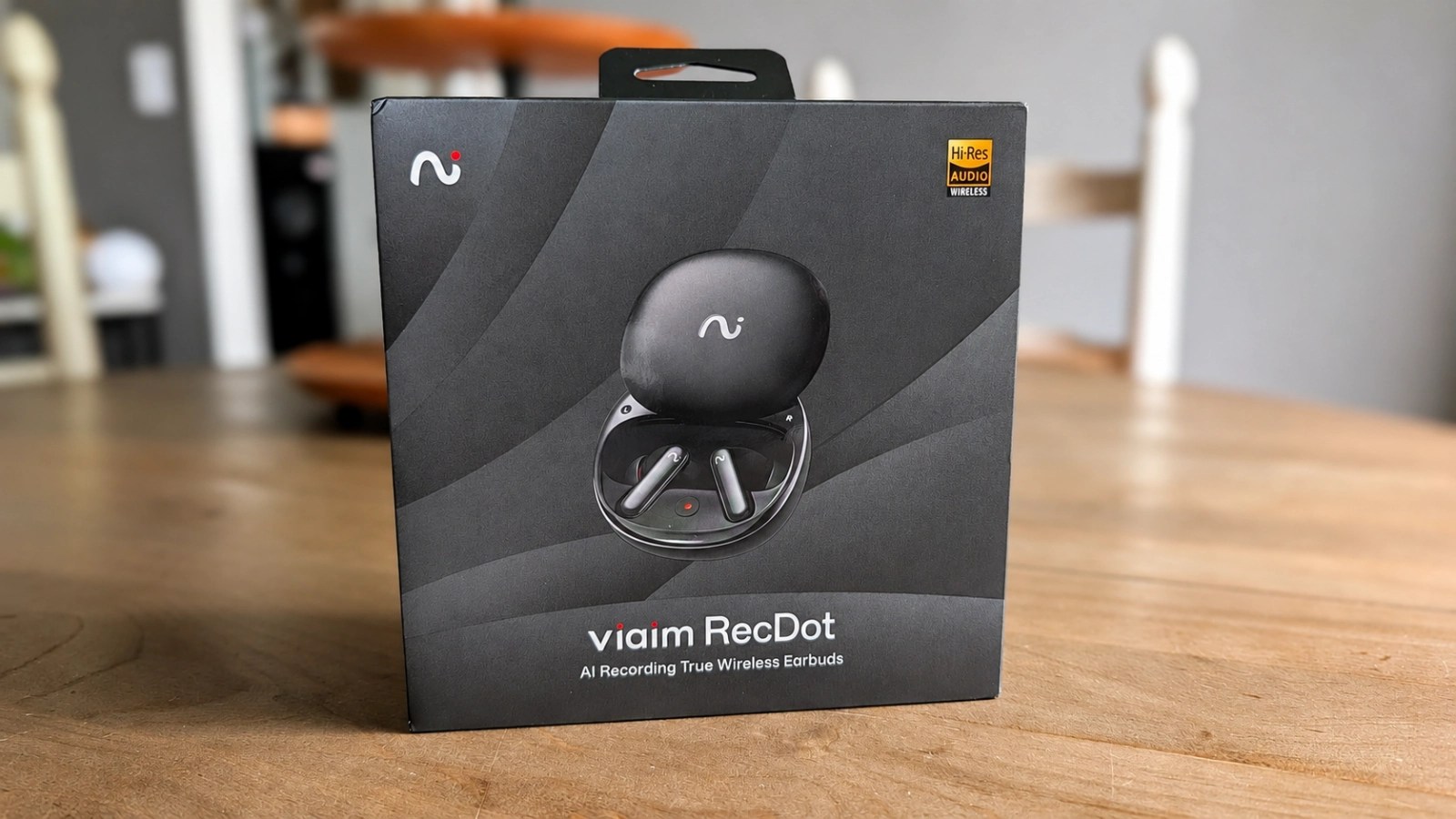 viaim RecDot: AI Earbuds That Record, Transcribe, and Summarize