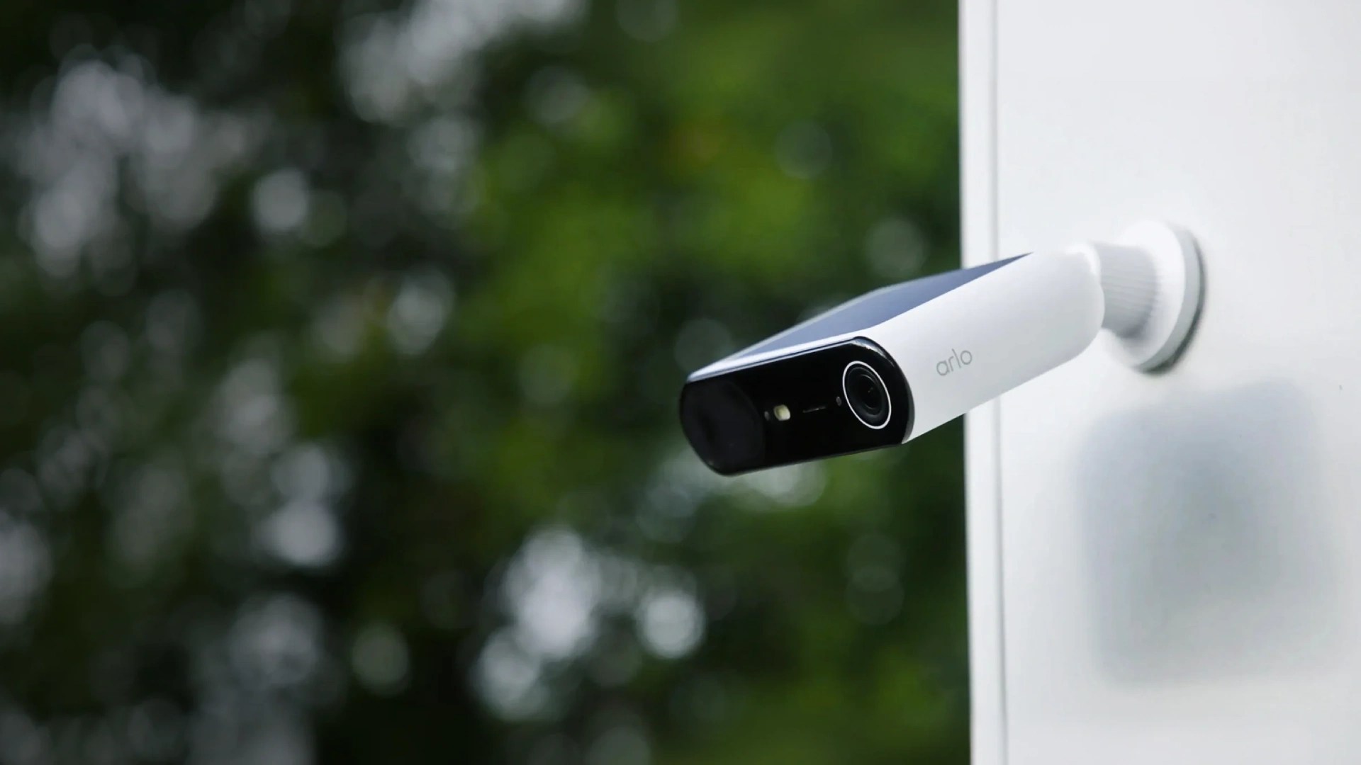 Arlo’s $99.99 Essential Solar Security Camera Aims to Cut Charging Chores