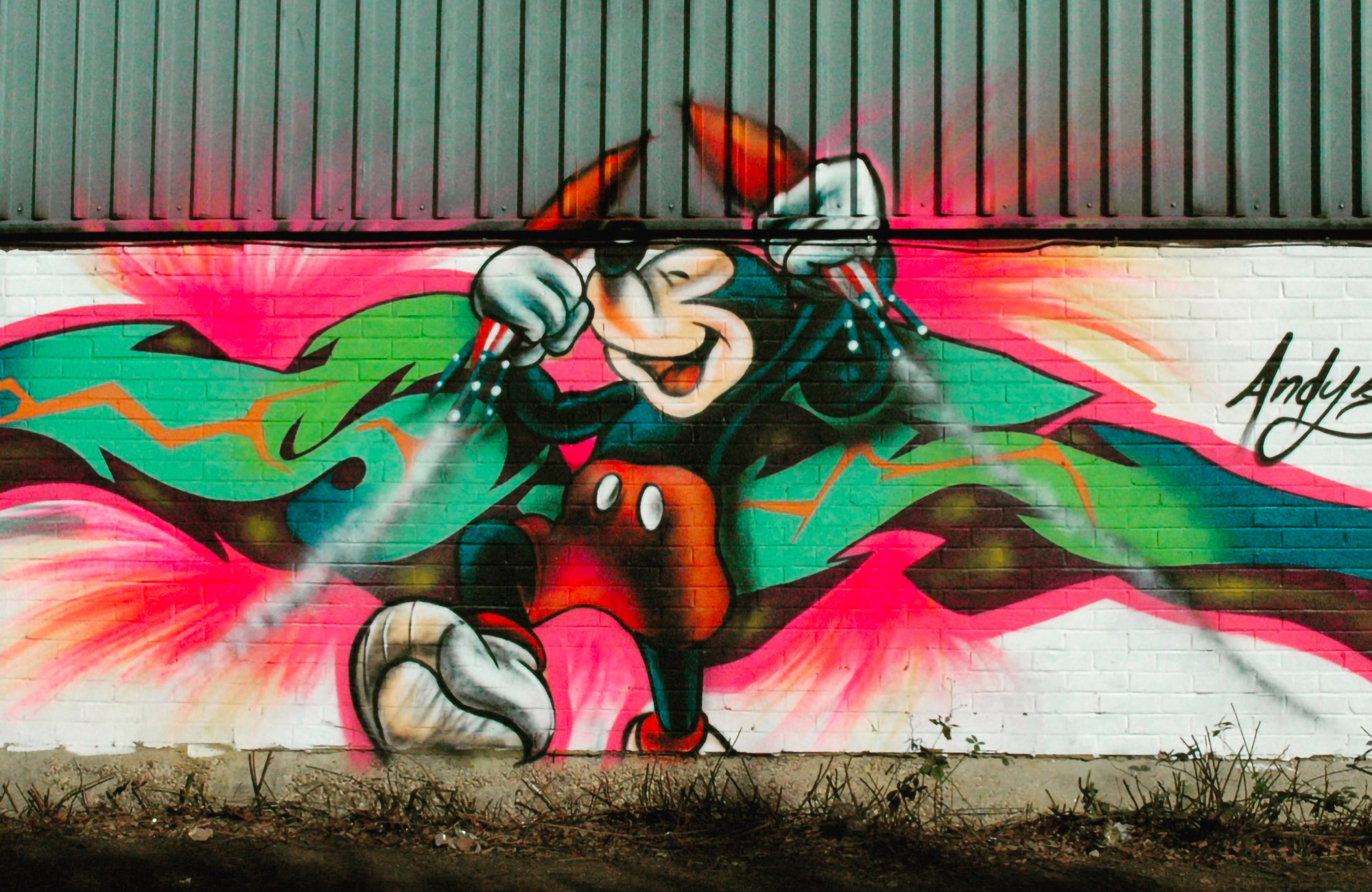 WALLS - ANDY SEIZE