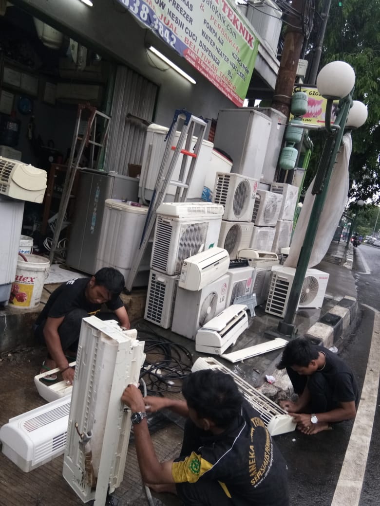 Jasa Service AC Di Cakung