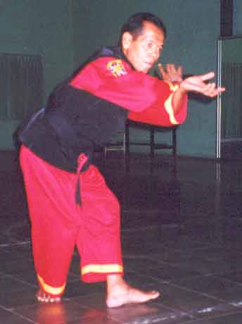 PIMDA115tspmdemak: JURUS DASAR MAWAR DALAM PERGURUAN TAPAK SUCI