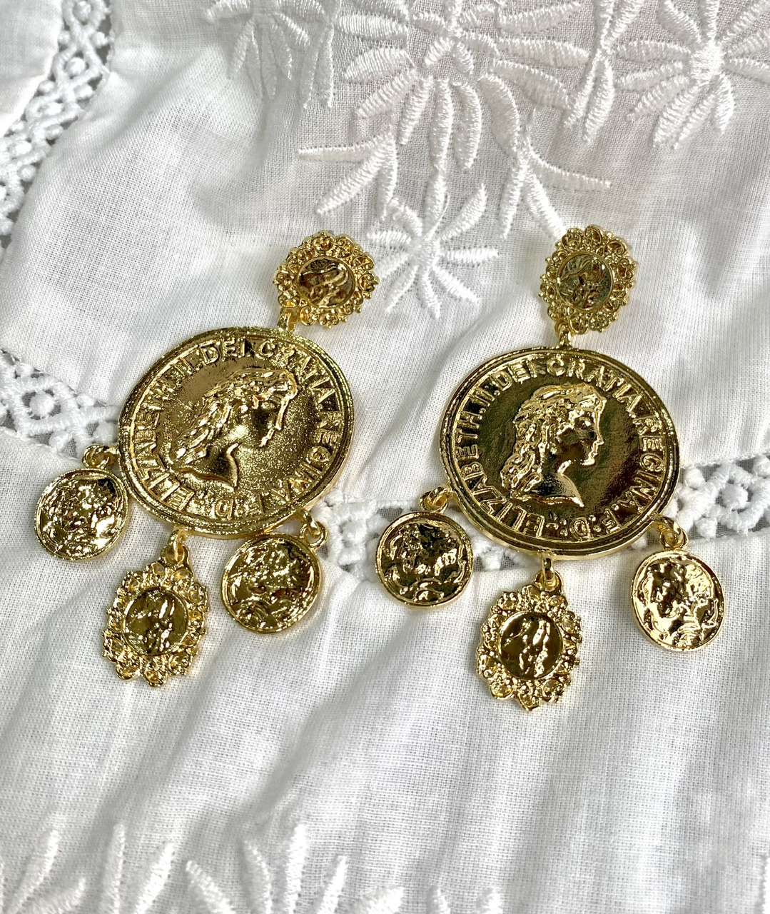 PENDIENTES MONEDAS ORO