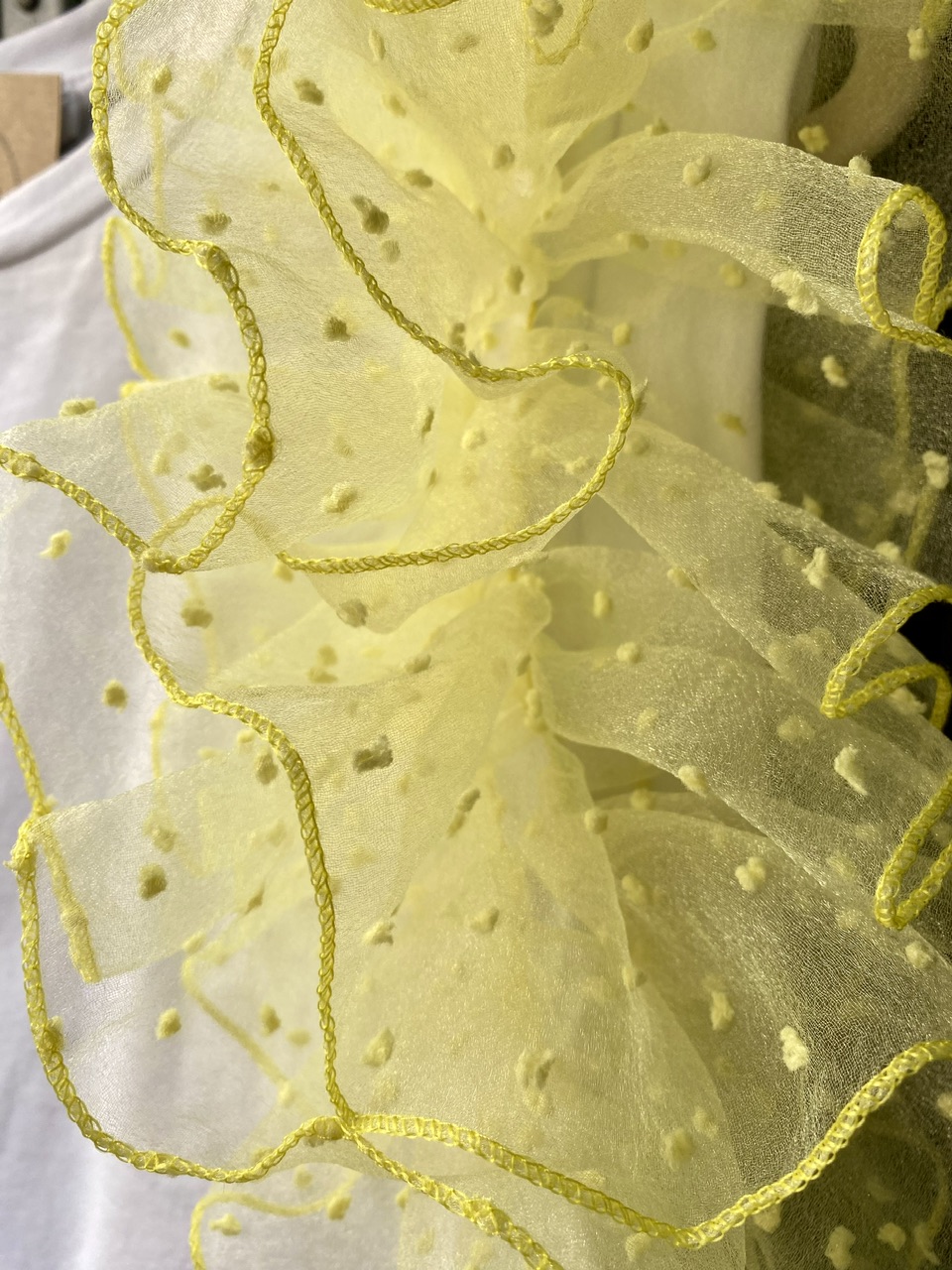 CAMISETA ORGANZA AMARILLA: imagen 3