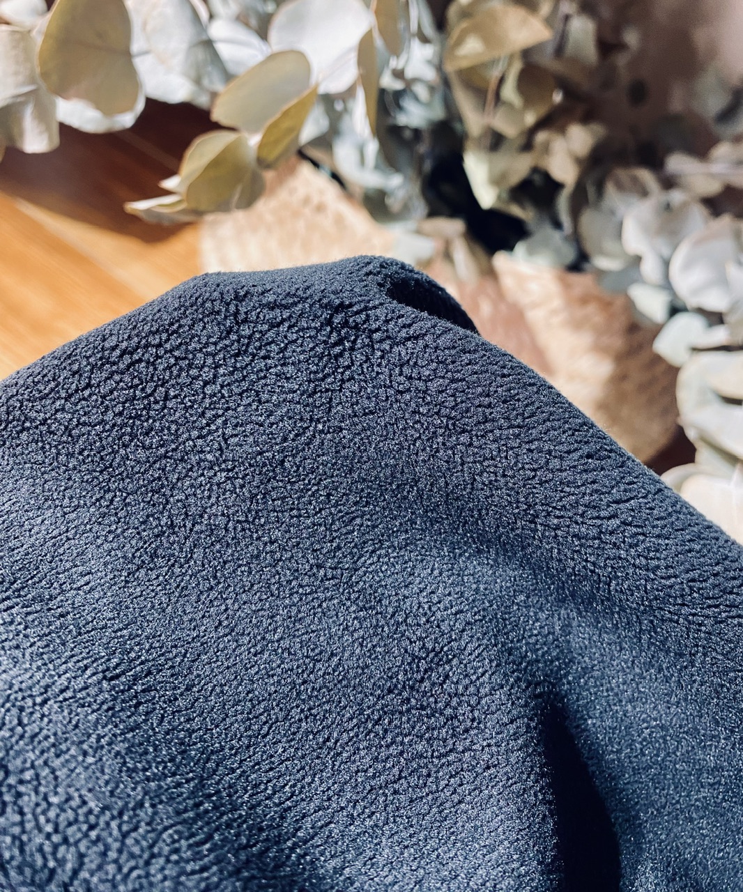 SUDADERA FLORES NEGRO: imagen 3