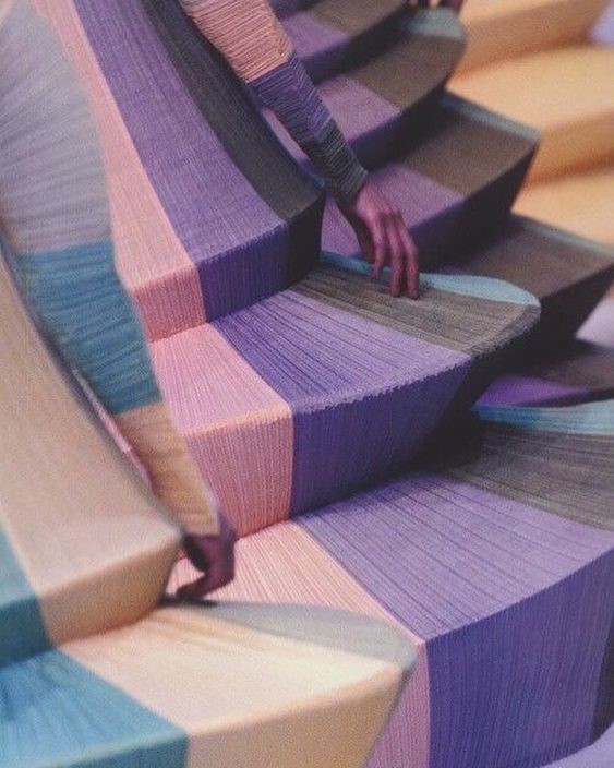 The theory behind Flying Saucer by Issey Miyake – Angelika Siem