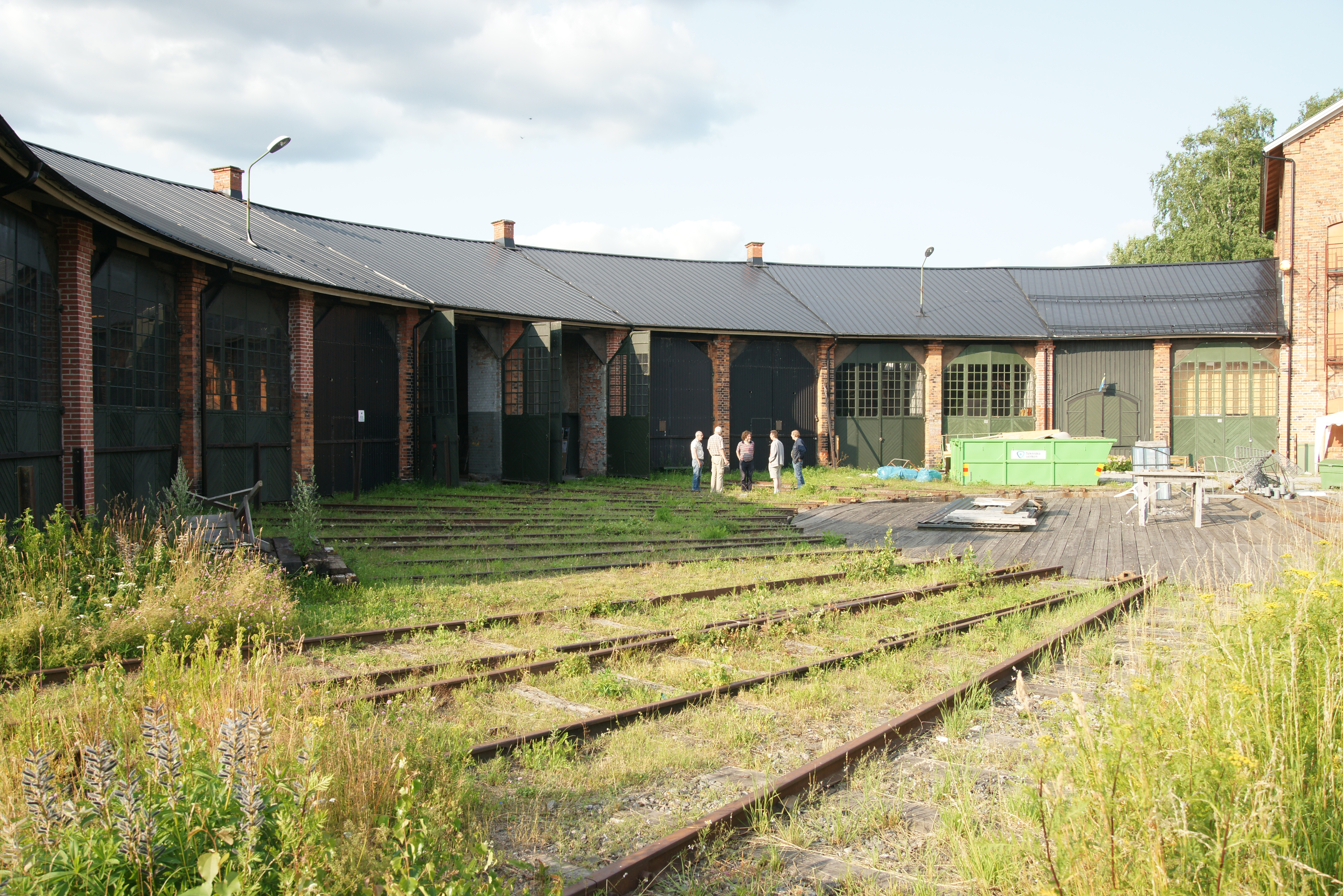 Karineholms lokstall där SÅS har verksamhet