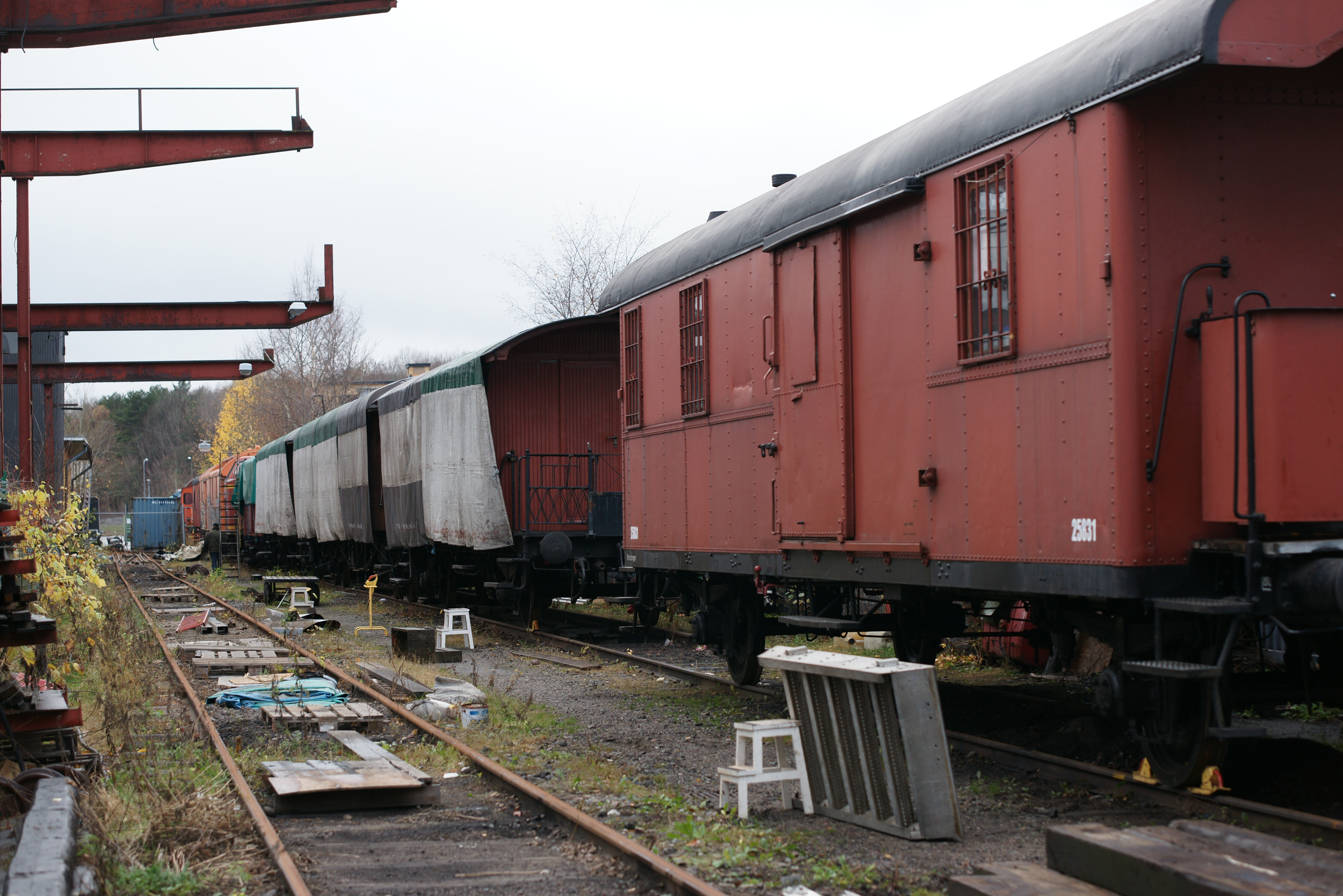 Ett ovanligt tomt spår 1 i Västberga 2013