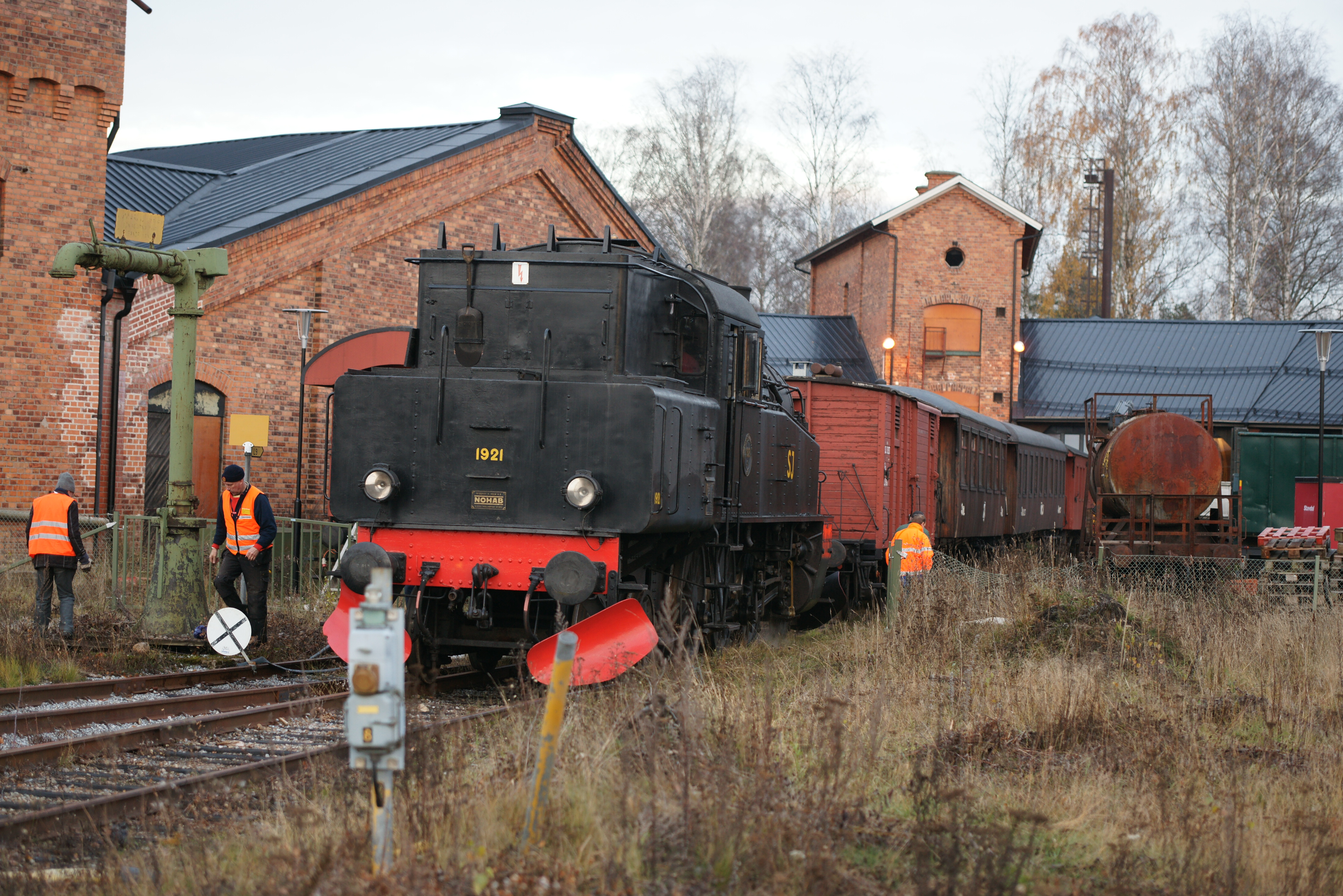 Inbackning mot stallet i Katrineholm 2013