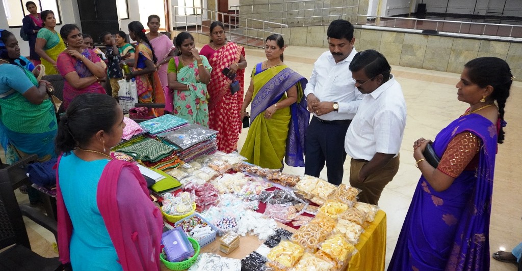 வணிகத்தில் பெண்களை மேம்படுத்துதல் !