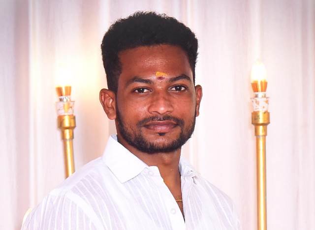 கீழன்பில் விஜய்