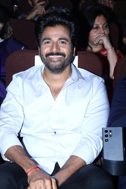 சிவகார்த்திகேயன் 